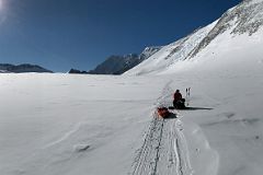 07B Panoramic View Of Knutsen Peak, Mount Epperly And The Ridge Of Mount Shinn And Branscomb Peak As We Take Our Final Rest On The Climb From Mount Vinson Base Camp To Low Camp.jpg